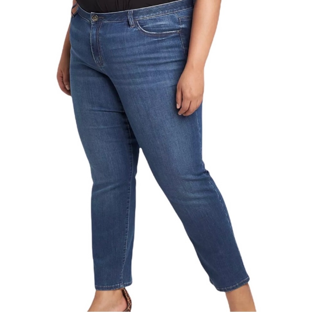 Lane Bryant Simply Straight Mid Rise Jeans 24